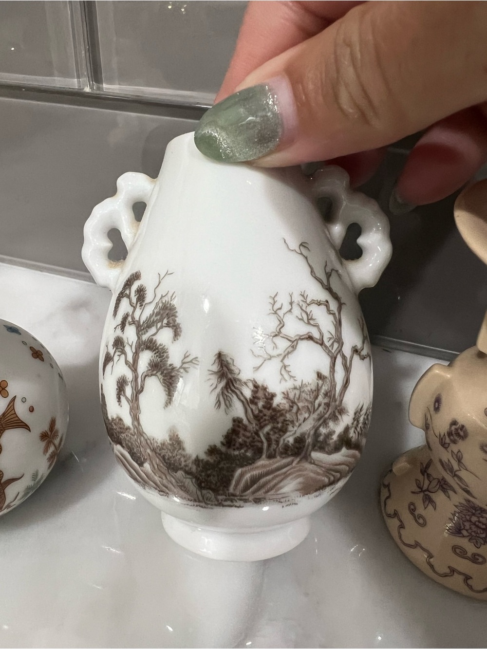 80s Asian Decorative Ceramic Bud Vases - Price for each - Picture 3 of 9